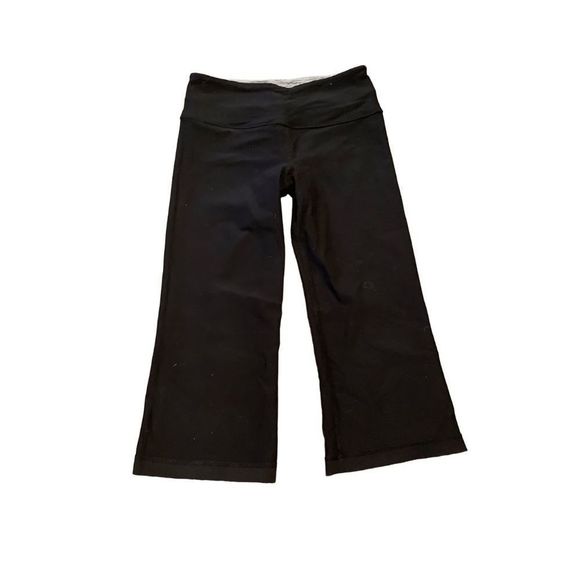 Lululemon Groove Crop Black  / Wee Are From Space Coal Fossil / Fossil Size 4 - Picture 8 of 10